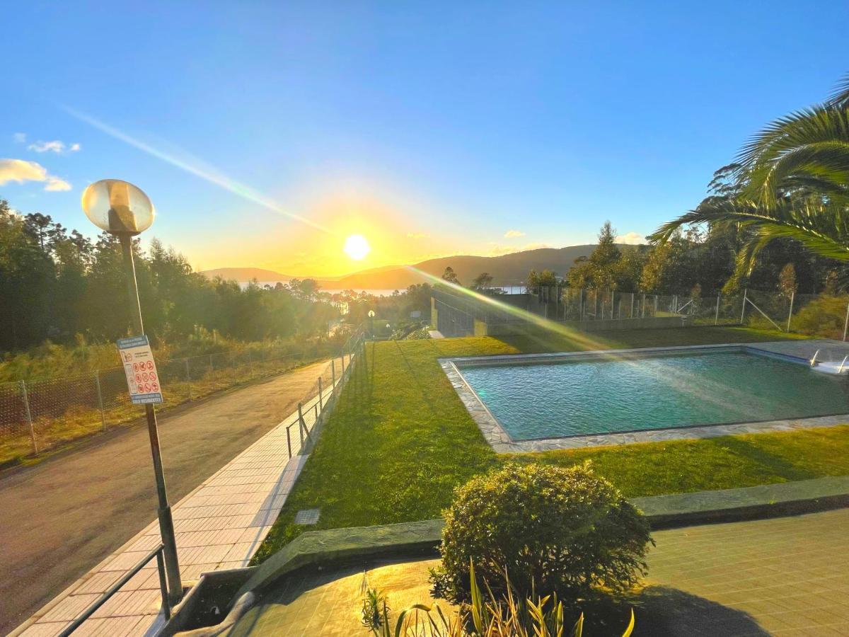 Alojamiento Ultreia - Estorde Cee Esterno foto